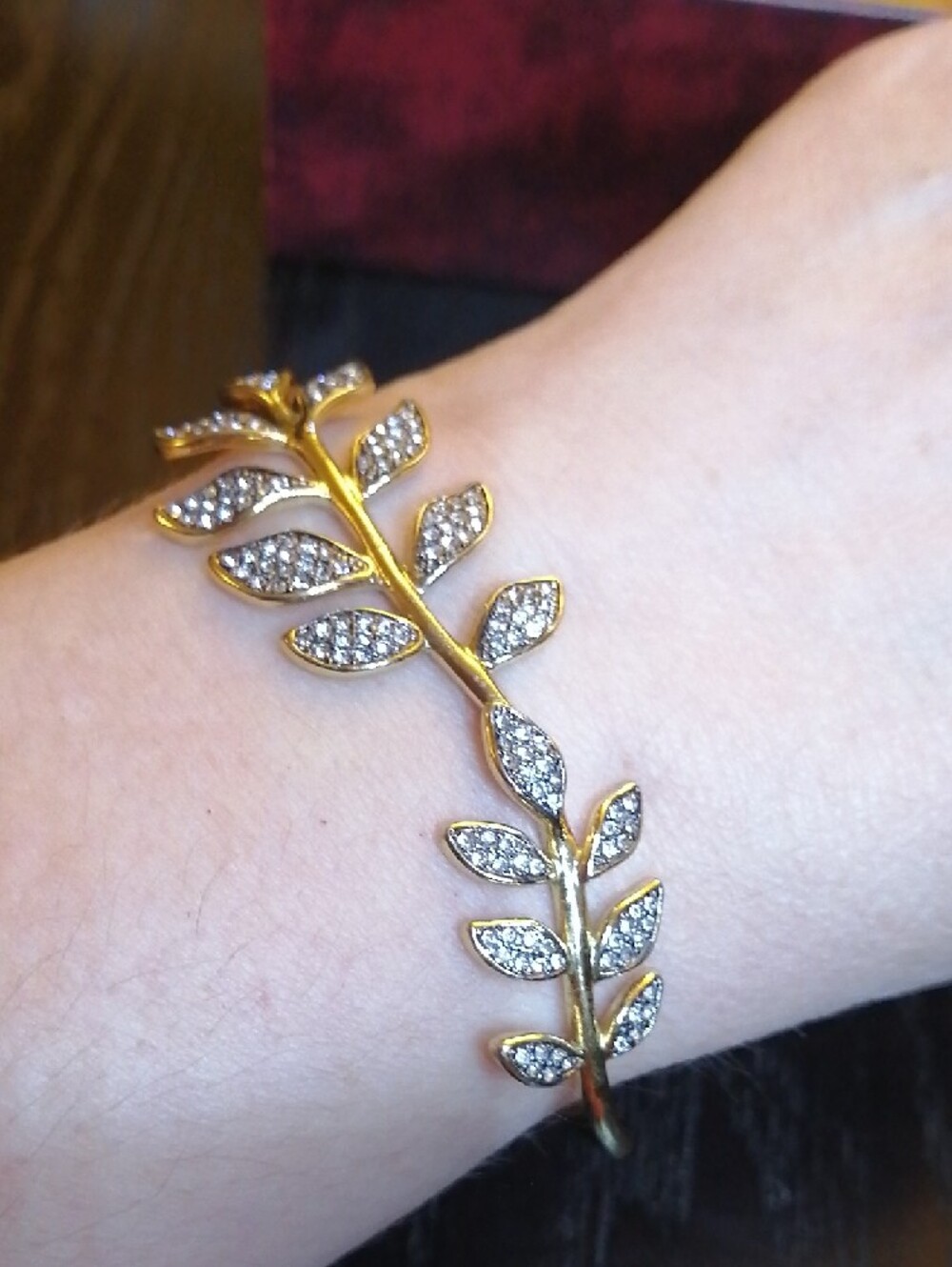 Stella & Dot Gold Leaf Crystal Vintage Cuff Bracelet - Sparkling Gold Leaf Motif